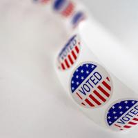 		Voting stickers on a roll
	