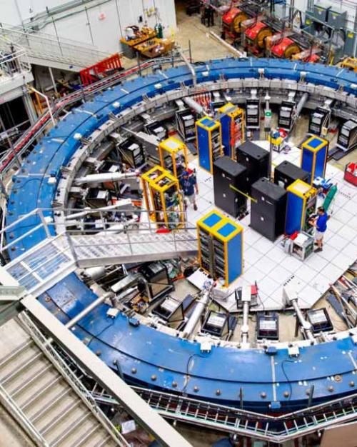 Large lab dominated by a blue ring device