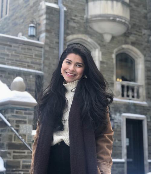 		 Photo of Elizabeth De Los Reyes &amp;#039;19
	