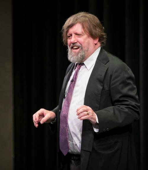  Oskar Eustis