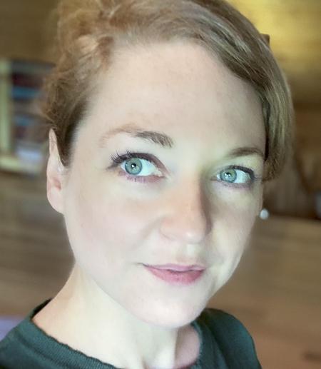 		 Laura Niemi
	
