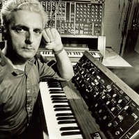  Robert Moog
