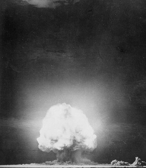  Trinity Test - Alamogordo, NM - July 16, 1945. Mushroom cloud after 10 seconds.