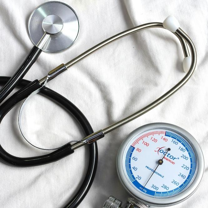 		Doctor's stethoscope and blood pressure cuff
	