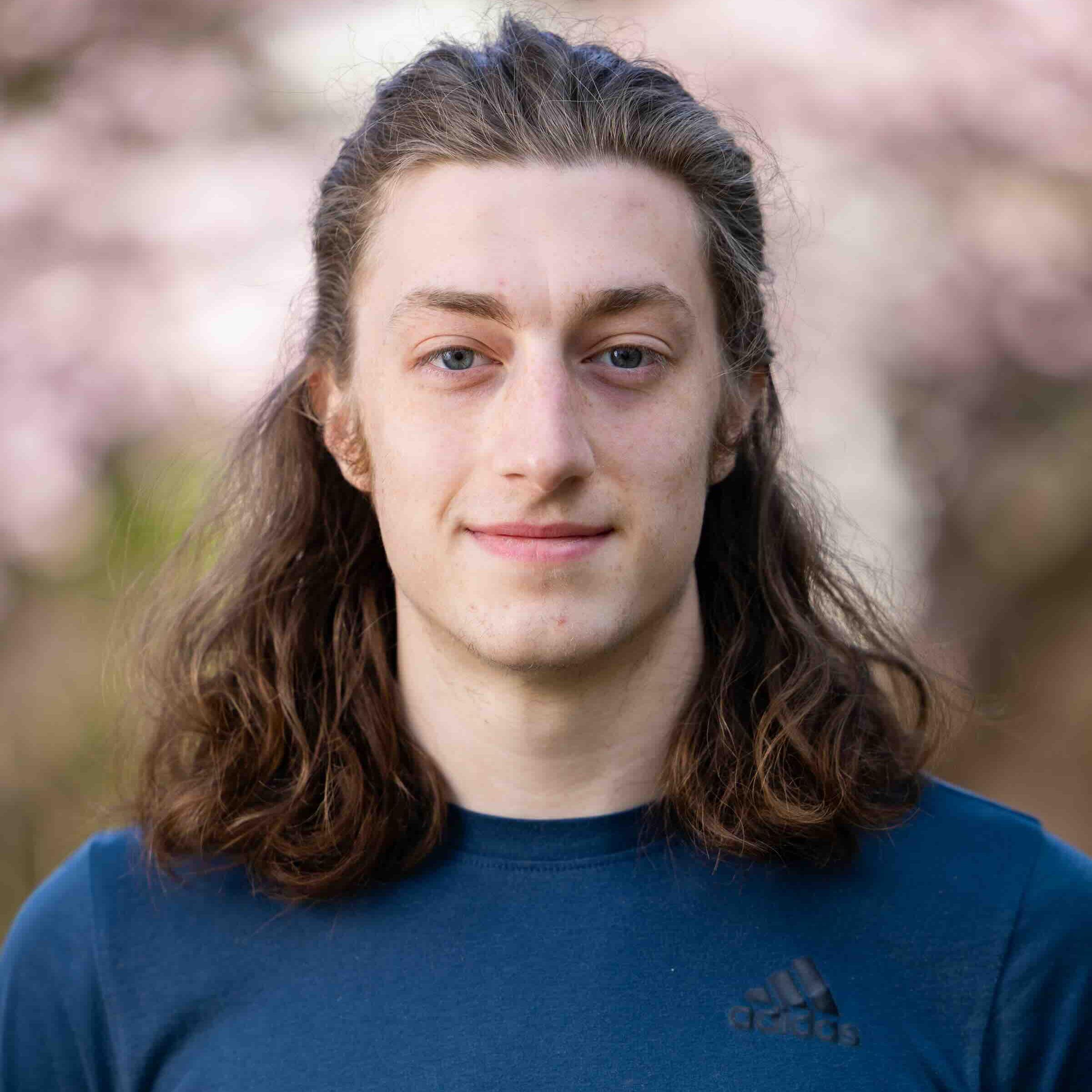 		person smiling
	