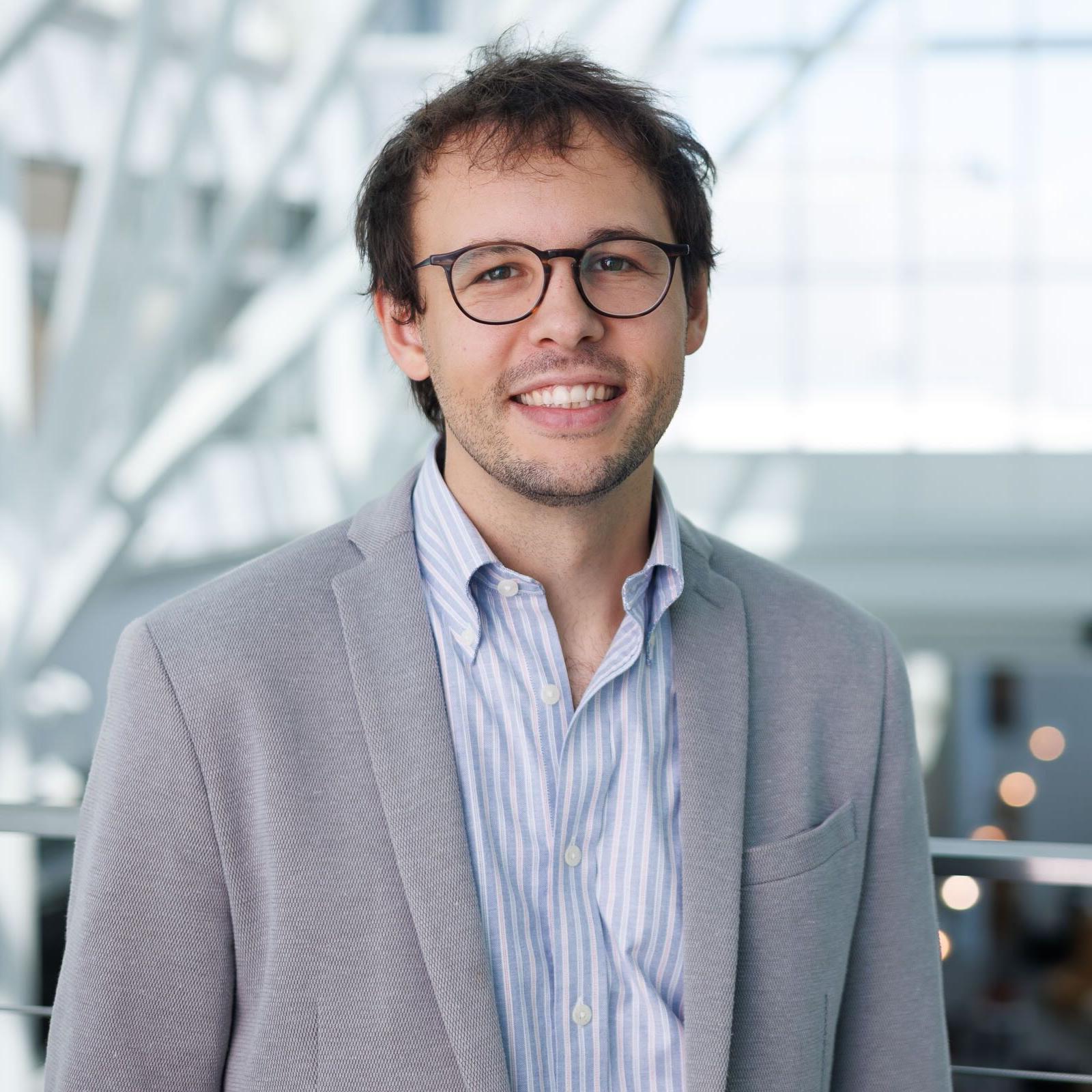 		Jeremy Schneider
	