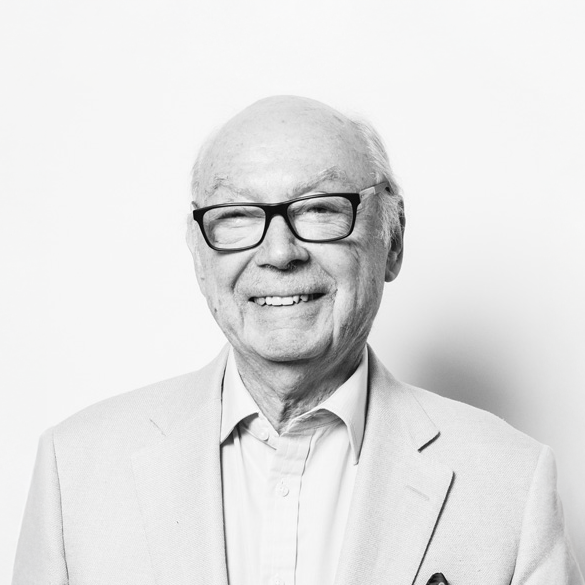 		Fred Rubinstein ’52, LLB ’55
	