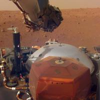  NASA and JPL mission engineers continue to check tools aboard the Martian lander InSight in this photo from Dec. 4.