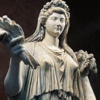  Statue of a Roman woman