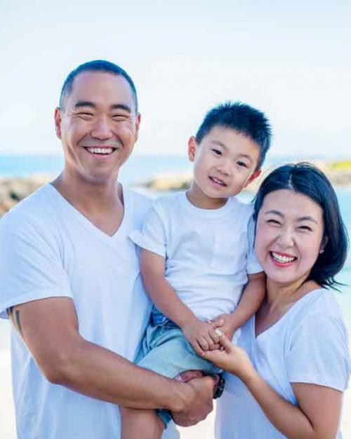 parents with young boy