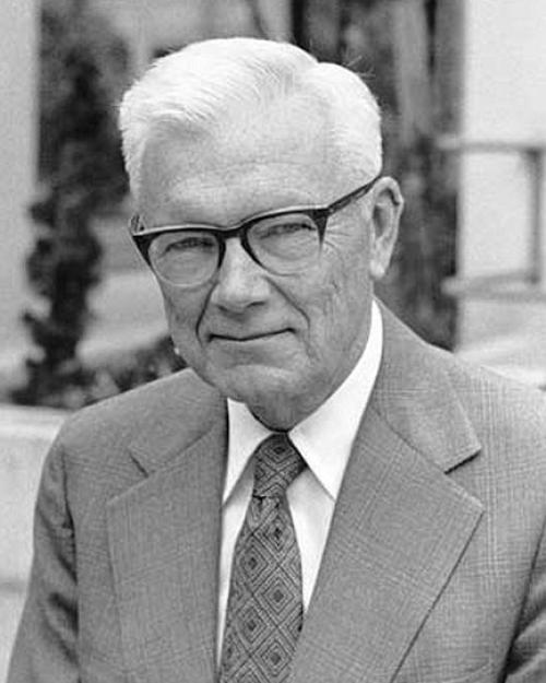 Headshot of chemist Paul Flory, in black and white
