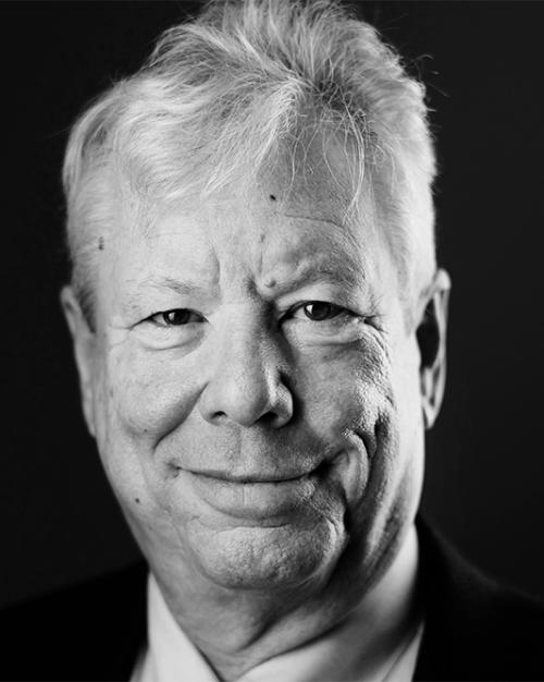 		Headshot of a man
	