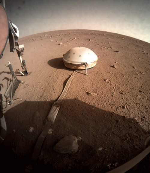  The domed wind and thermal shield covers NASA InSight lander&#039;s seismometer