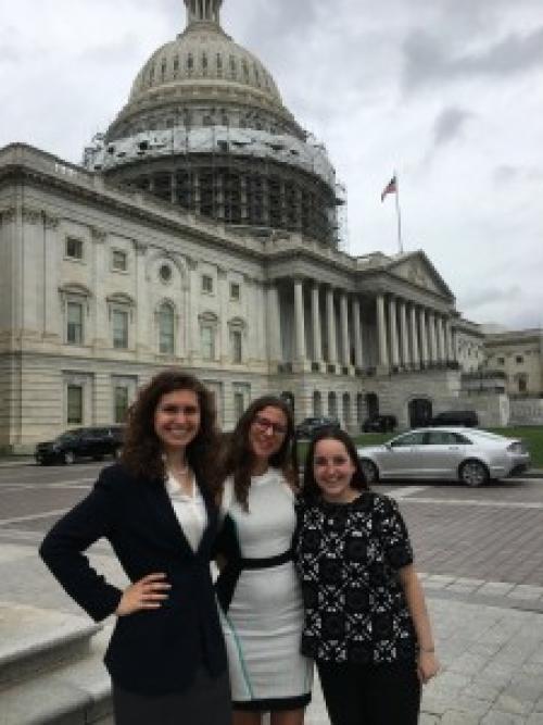  Here I am (in the middle) with my George Washington University roommates in front of the Capitol Building!