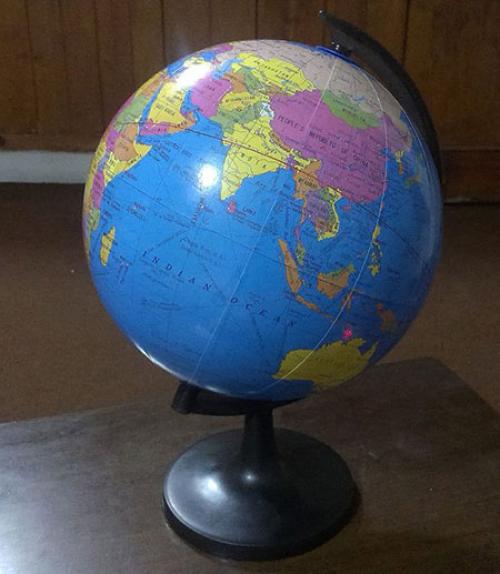 		 Image of a globe
	