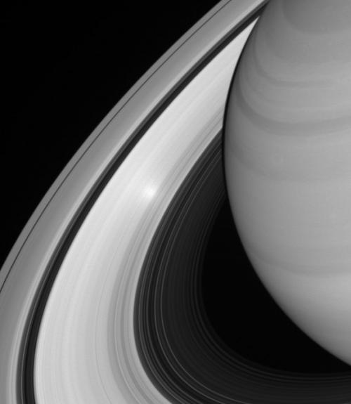  Photo of Saturn 