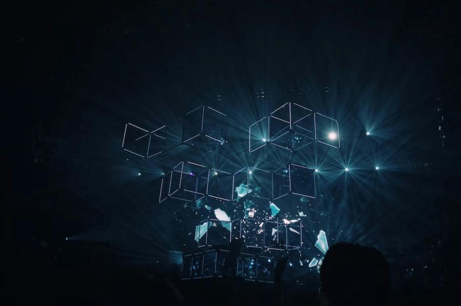 illustration showing illuminated boxes filled with light beams