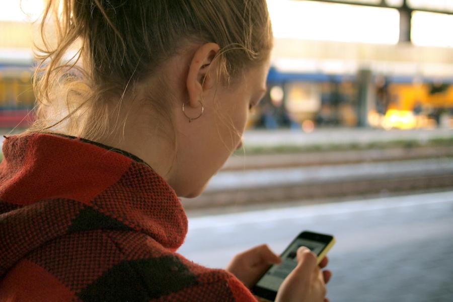 Person holding a smart phone