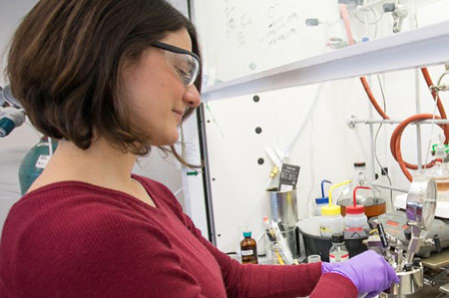  Kristina Hugar, Ph.D. ‘15, Ecolectro’s chief science officer, conducts research in the startup’s laboratory space at Cornell’s McGovern Center.