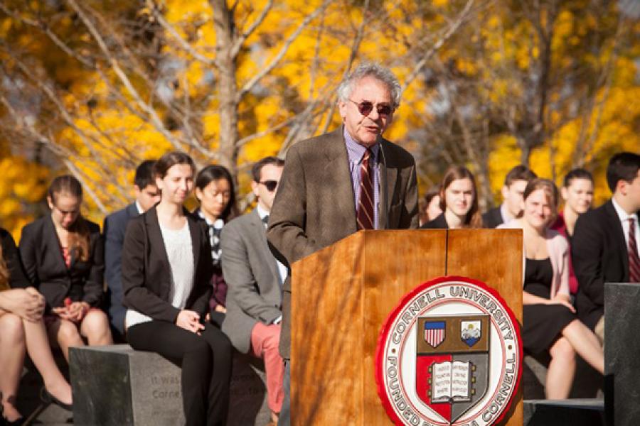  Isaac Kramnick speaks at the Sesquicentennial Grove Dedication in 2014.