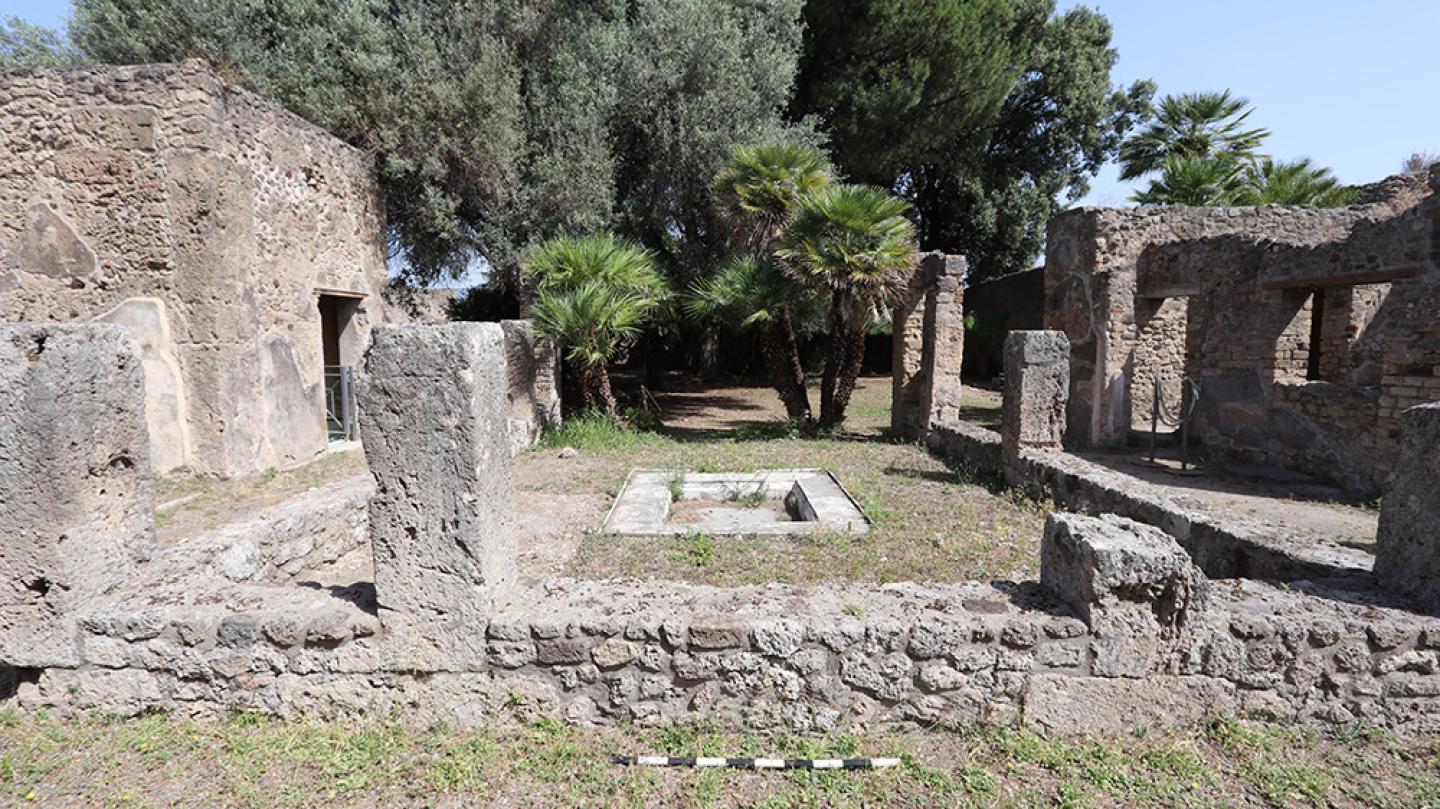 Remains – largely intact – of an ancient stone building and courtyard